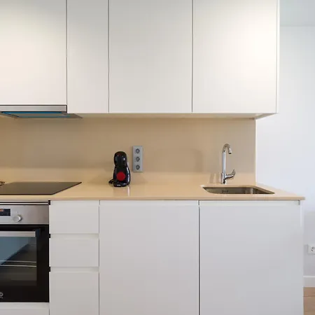 Sofia Navarro P2 7d Apartman